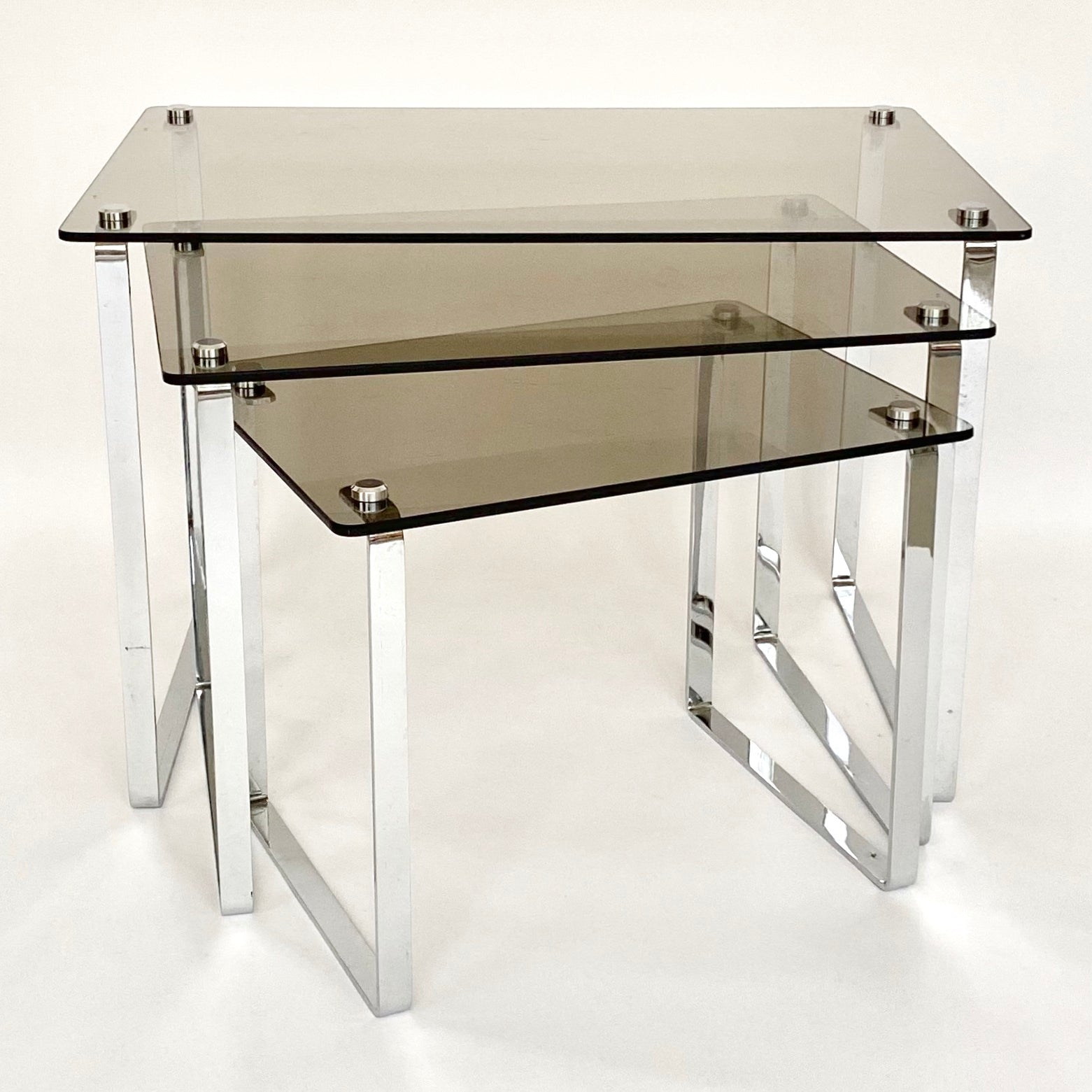 Table d'appoint Vintage 1970s : Styles en loupe, Lucite, Chrome